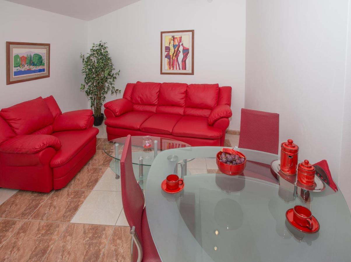 Apartments Marcela มาคาร์สกา ภายนอก รูปภาพ