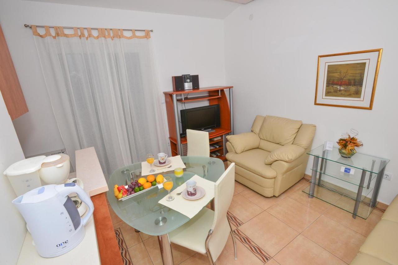 Apartments Marcela มาคาร์สกา ภายนอก รูปภาพ
